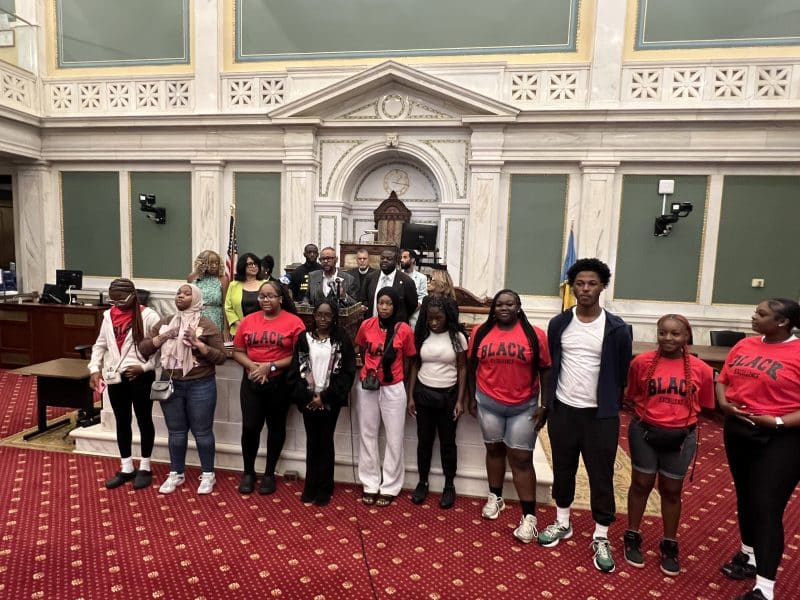 Councilmembers Want School Board to Resume Discussions on School Closings